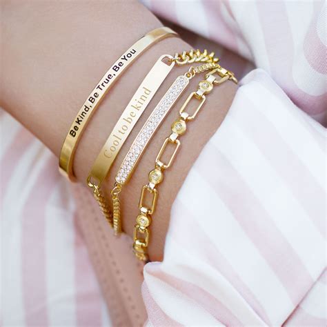 fashion bracelets for women